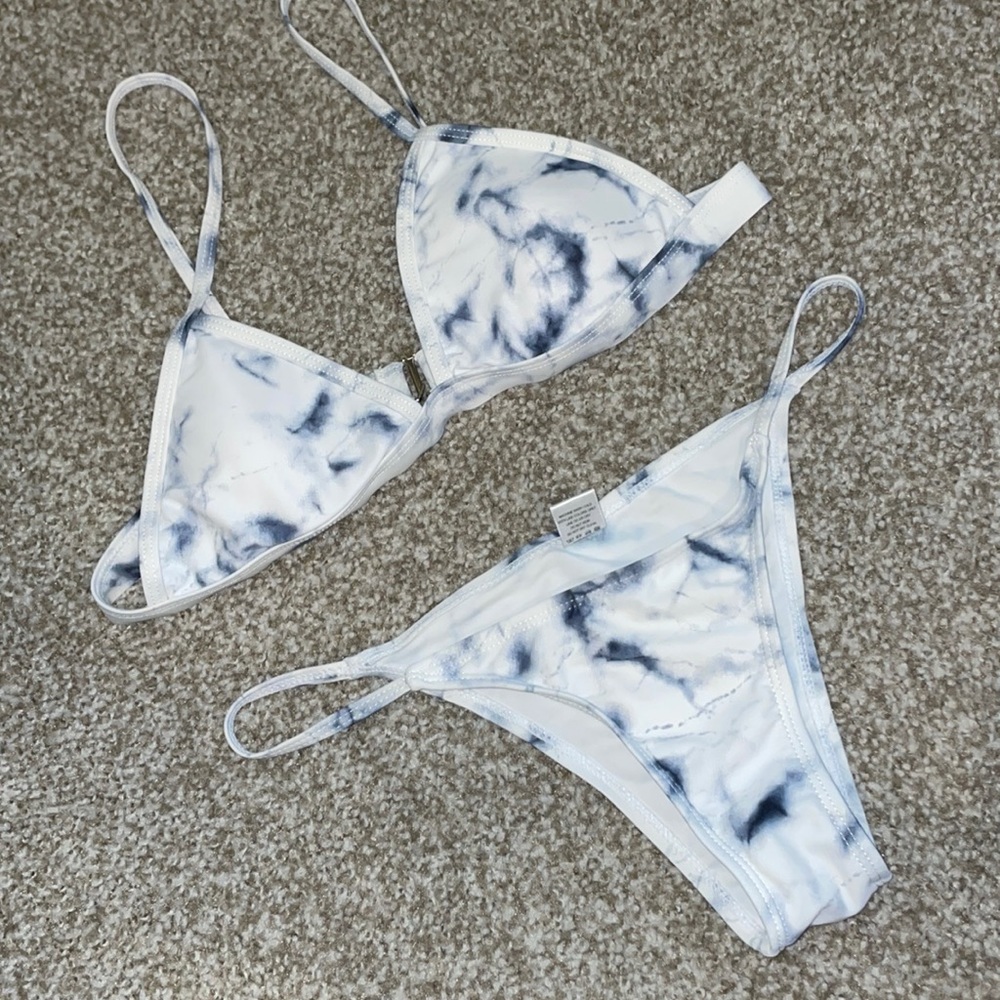 White marble triangle bikini cheeky bottoms